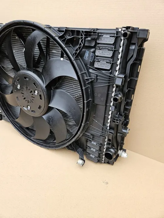 Mercedes E-Klasse W213 W238 Radiator Set 1000 Watt image 4