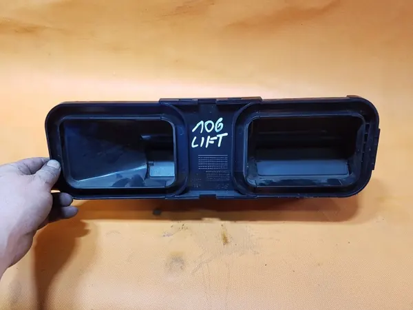 DAF OE Zentraler Lufteinlassgitter für DAF XF 106 image 3