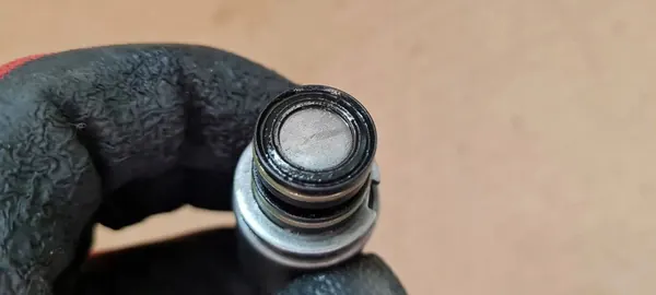 AUDI VW Solenoid Valve 6HP-26 0501319037 image 2