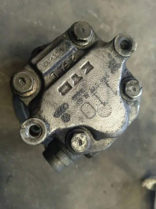 Begagnad servostyrpump OEM 3B0145177 för VW image 9