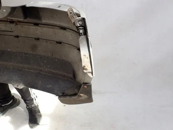 HYUNDAI ATOS PRIME II 2 03-08 Parachoques Trasero image 8