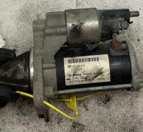 Starter OEM 25198414 voor Opel Corsa E - Gebruikt image 2