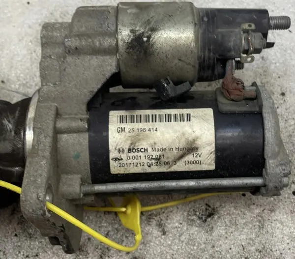 Starter OEM 25198414 voor Opel Corsa E - Gebruikt image 3