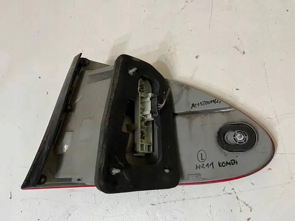LINKER ACHTERLAMP MERCEDES W211 E CLASS COMBI A2118201164 image 7