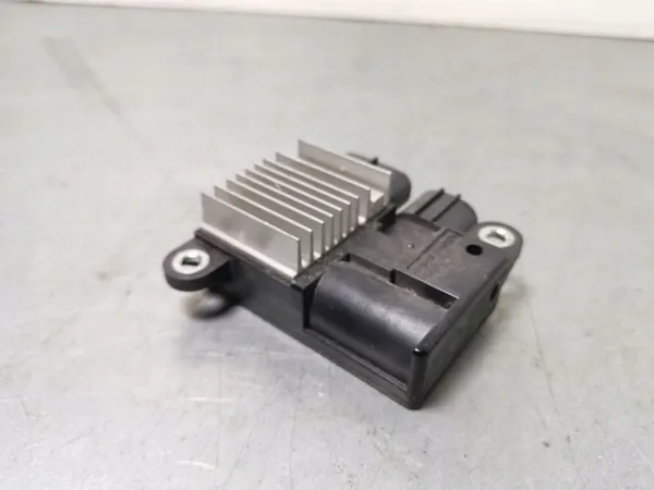 Mazda Lüfterrelais OEM FBZ15374 - Gebraucht image 2