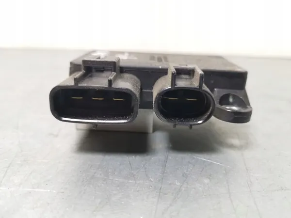 Mazda Lüfterrelais OEM FBZ15374 - Gebraucht image 3