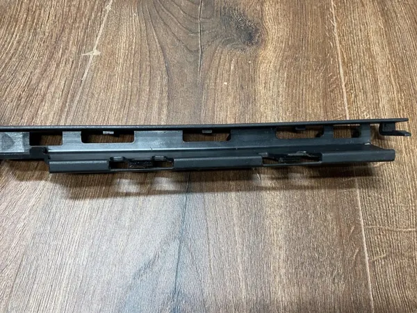 Porsche OEM 9Y0807819A Tira Parachoques Trasero Izquierdo image 10