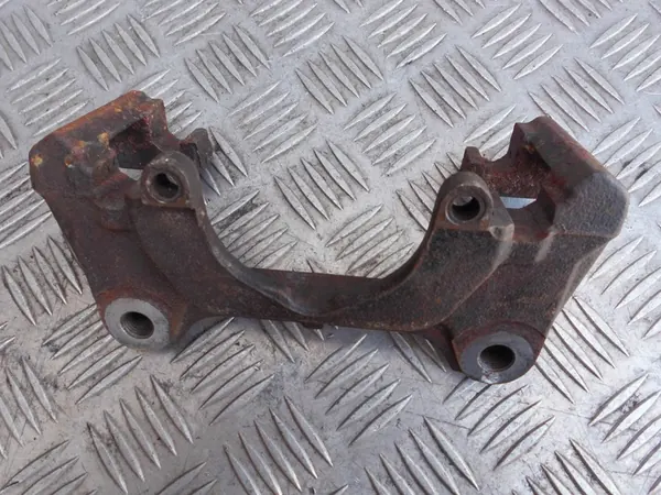 AUDI A4 B6 Remklauwbeugel Rechts of Links image 8