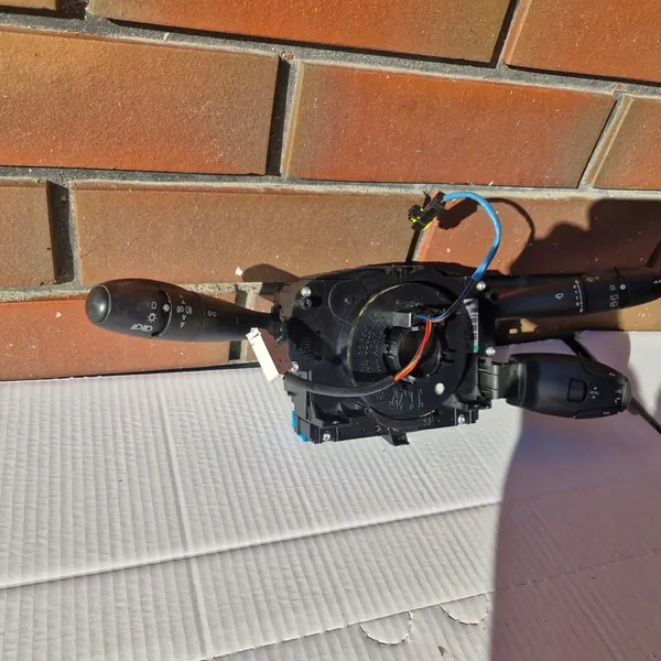 Kombischalter Peugeot 207 06-13 C0M2005 96661300XT image 3