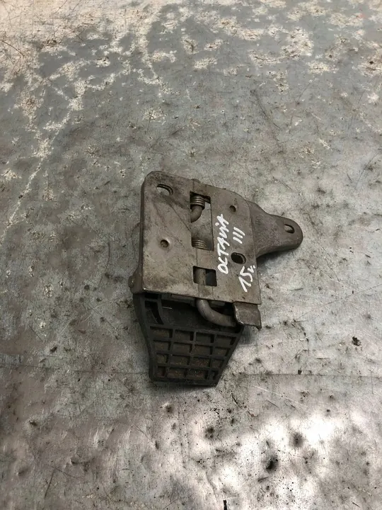 Motorhuvudslås Skoda Octavia III 5E0823186C image 3