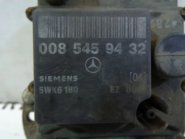 Módulo de encendido 0085459432 para Mercedes W124 image 3
