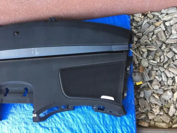 OEM 310126173915 Mercedes W222 Prateleira Traseira Burmester 2018 image 3