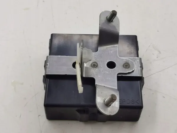 Module frein à main Toyota C-HR 2017 OEM 8905010010 image 6