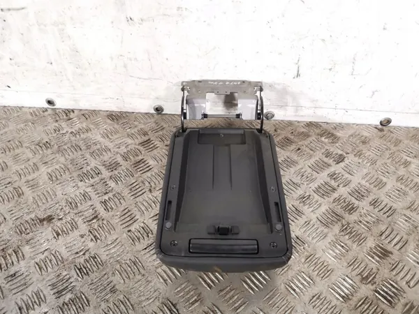 Accoudoir console OEM FBZ10815 pour Subaru Outback image 3