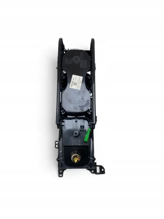 Volvo XC90 Bekerhouder OEM 31389958 Dashboard image 4
