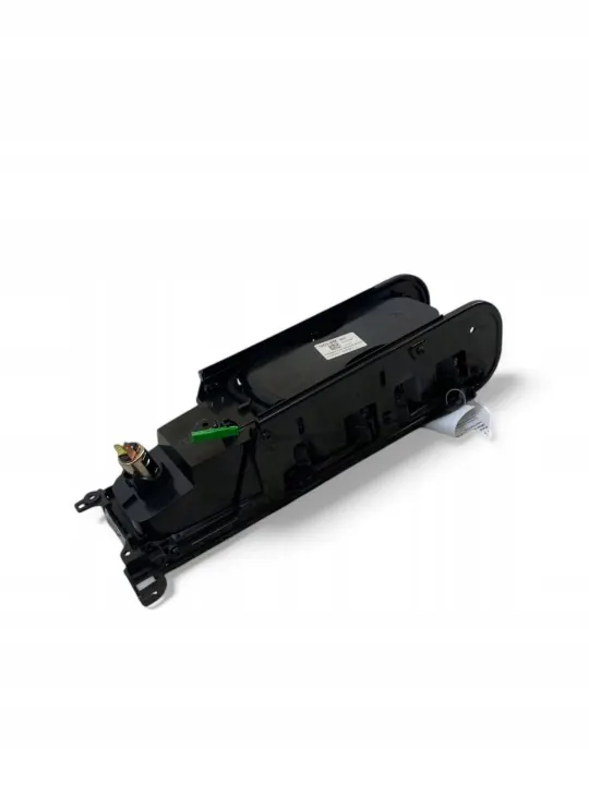 Volvo XC90 Bekerhouder OEM 31389958 Dashboard image 9
