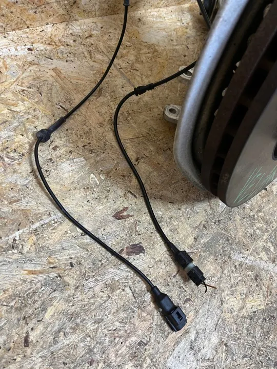 Braço de suspensão dianteiro esquerdo OEM HK83-3K186-BC image 4