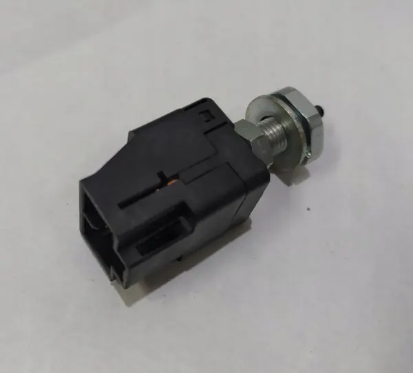 Interrupteur Feux Stop SUBARU FORESTER SJ IV OEM image 2