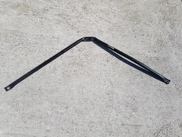 Barre de renfort supérieure BMW E60 E61 OE 7046555 image 1