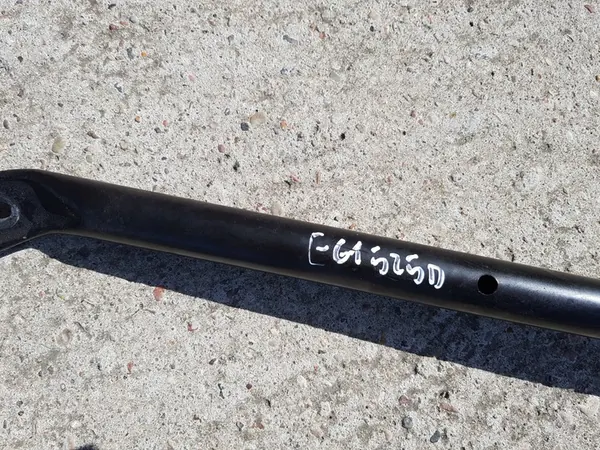 Barre de renfort supérieure BMW E60 E61 OE 7046555 image 4