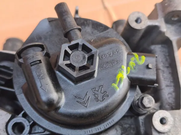 Bränslefilterhus OEM 9676133480 Ford Mondeo MK5 image 6
