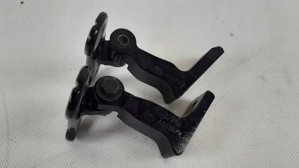 Volvo XC90 II Deurscharnieren Rechts Achter OEM 1153154410 image 6