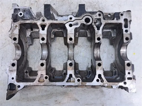 Moottorilohko Lexus IS II 2005-2012 2.2D OEM IS II 05-12 R image 2