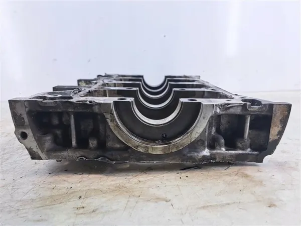 Moottorilohko Lexus IS II 2005-2012 2.2D OEM IS II 05-12 R image 3