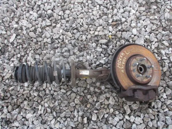 Opel Mokka Trax Jousituskiinnike Vasen OEM 95137357 image 7