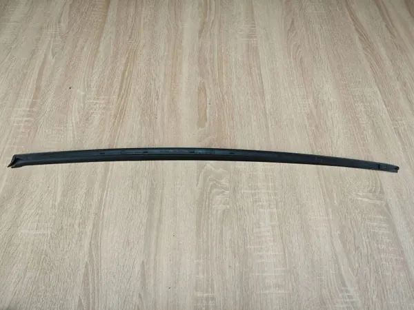 Vasen tuulilasin tiiviste OEM 8W6854327B Audi A5 image 4