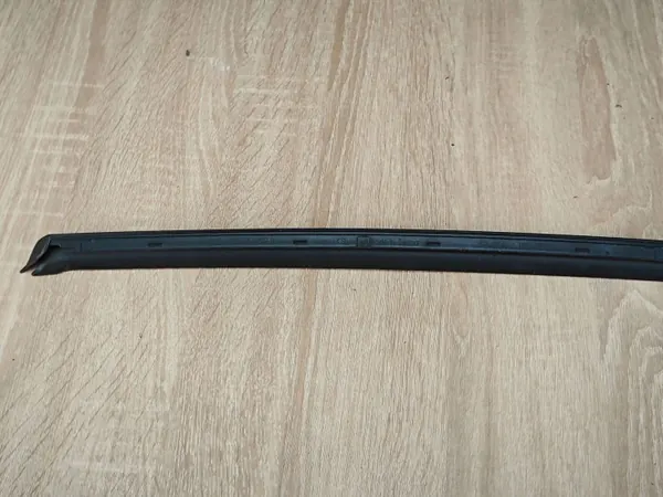 Vasen tuulilasin tiiviste OEM 8W6854327B Audi A5 image 6