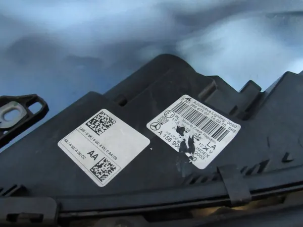 Linker Mercedes GLA W156 Bi-Xenon Compleet image 10