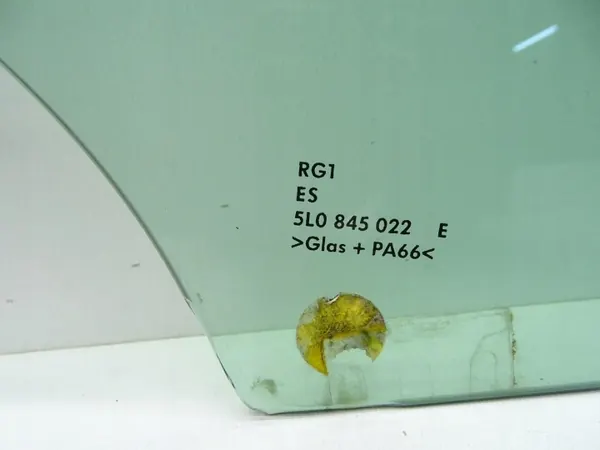Right Front Door Glass 5L0845022E Skoda Yeti image 5