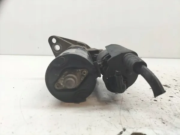 Motor de arranque 1.9 TDI VW Volkswagen Golf V (2004-2009) OEM image 3