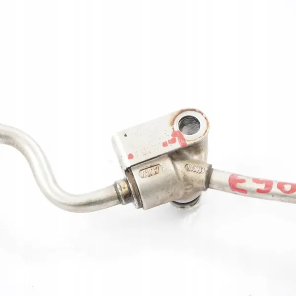 BMW Turboöljyjohto OEM 7562797 N54-moottorille image 4