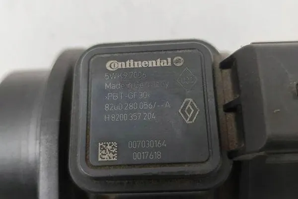 Luftmassenmesser RENAULT TWINGO II 1.5L Diesel image 4