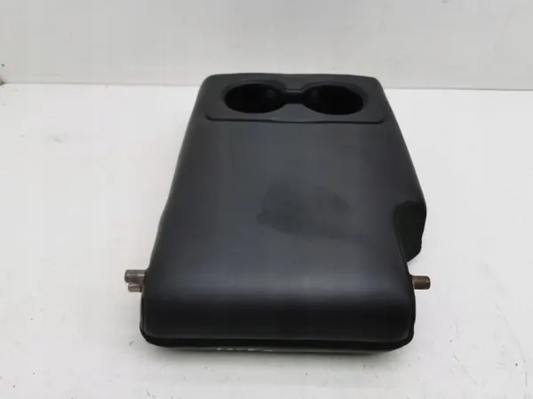 Jeep Cherokee 2015 Bakre armstöd OEM AMD138651 image 4