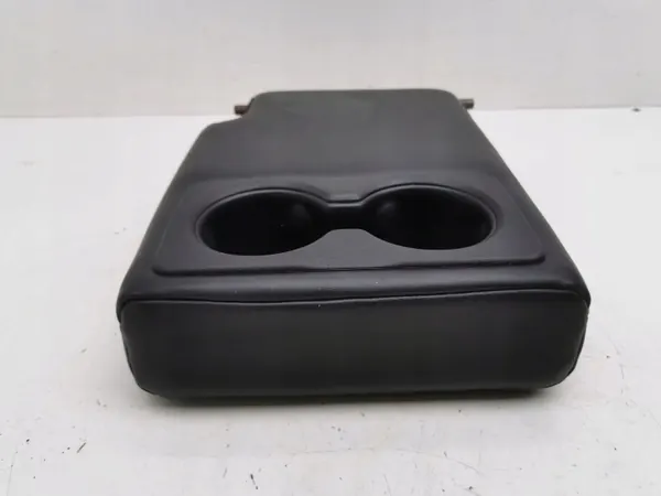 Jeep Cherokee 2015 Bakre armstöd OEM AMD138651 image 5