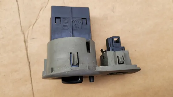 Lichtschalter SKODA OCTAVIA I 3B0941531A image 2