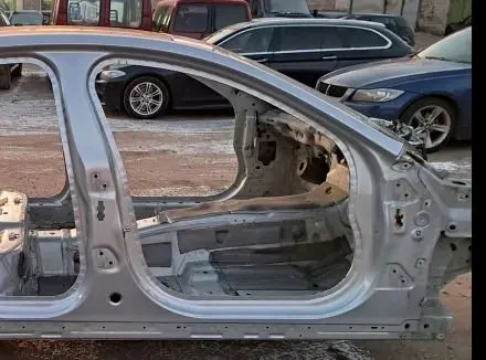 FRONTRIGHTLEGS Rechter Langsligger Jaguar XF 2016 image 5