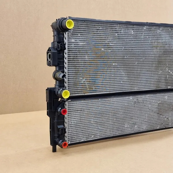 Radiador completo VW Up 1.0 TSI 1.0 GTI image 3
