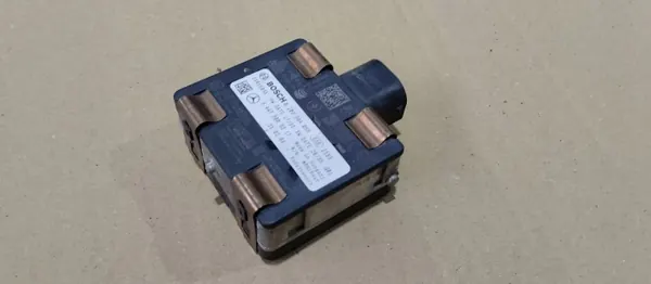 Sensor radar Distronic OEM A4479008317 Mercedes Vito image 2