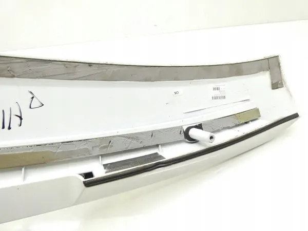 OEM 8P3860943 Trunk Spoiler for Audi A3 8P S-Line image 9