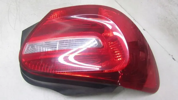 Mercedes W176 Luz Trasera Izquierda A1769060100 image 3