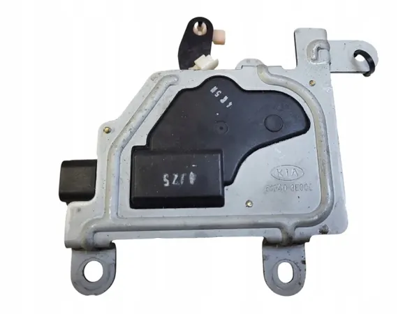 KIA Sorento bakluckelåsaktuator OEM 812408E000 image 3