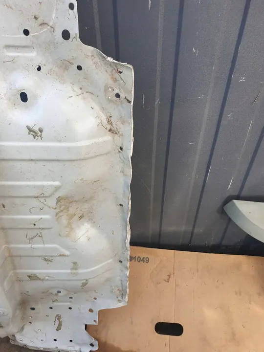 TESLA 3 III Reforço de Para-choque Traseiro 1077958-S0-A image 6