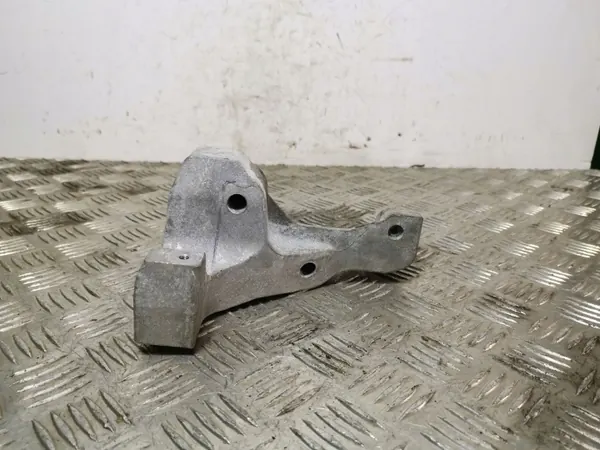 Jeep Cherokee Lagerstödbracket OEM FOB18298 image 3