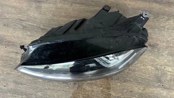 VW GOLF VII Farol Xenon Esquerdo 5G1941043 image 2
