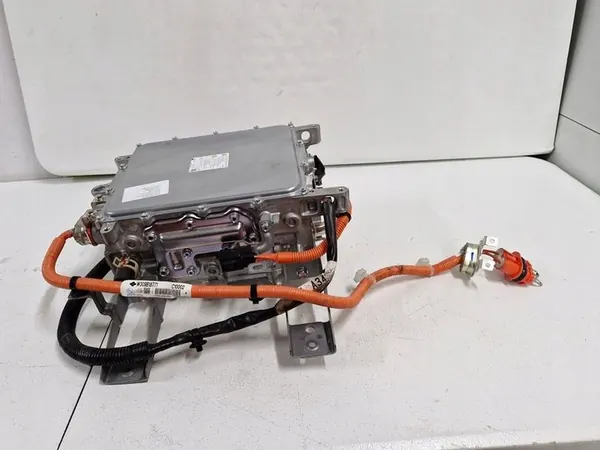 Inverter Mitsubishi Outlander III 2.0 PHEV W005T70271 image 2