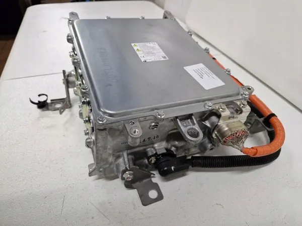 Inverter Mitsubishi Outlander III 2.0 PHEV W005T70271 image 8